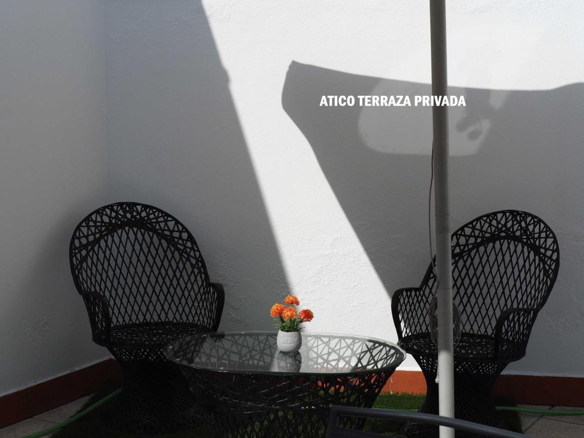 Jimios Alcazar Catedral Apartment *